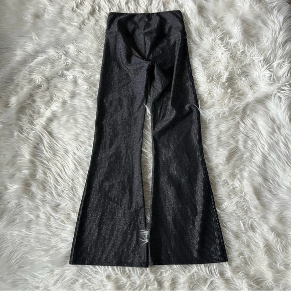 NWOT CARBON38 Flared Shimmer Pant Black Stretchy Metallic Women’s Medium - Picture 12 of 13